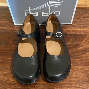 Dansko Maryjanes Size 7.5